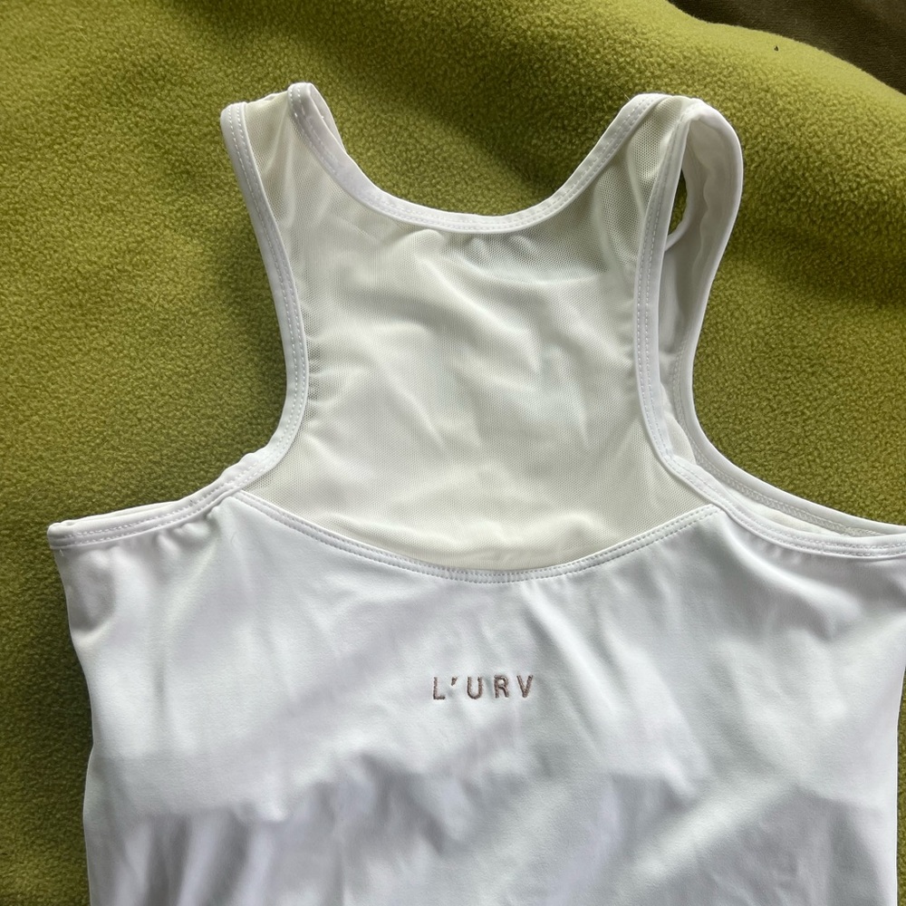L’Urv white yoga top